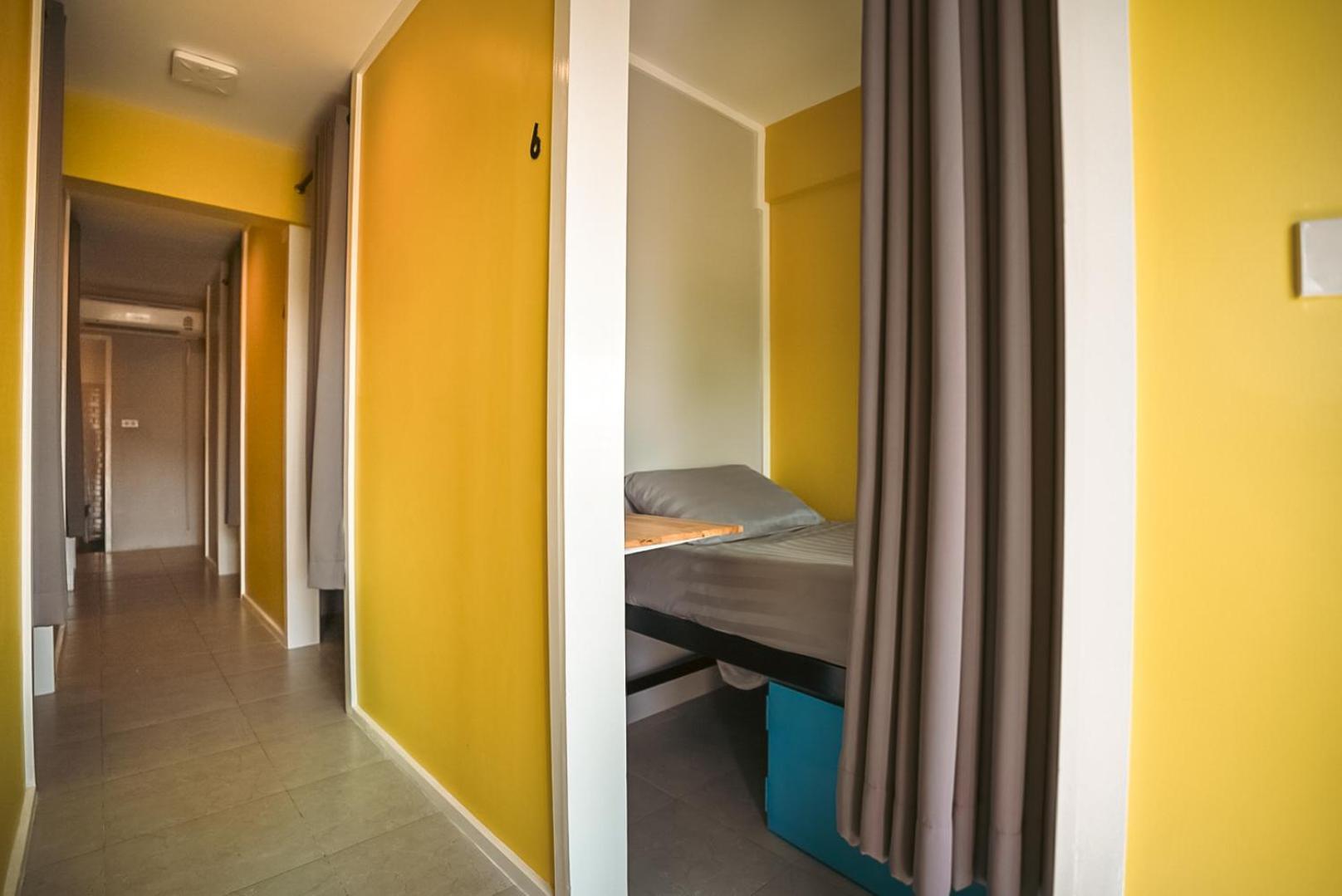 Stamps Backpackers Hostel Chiang Mai Bagian luar foto