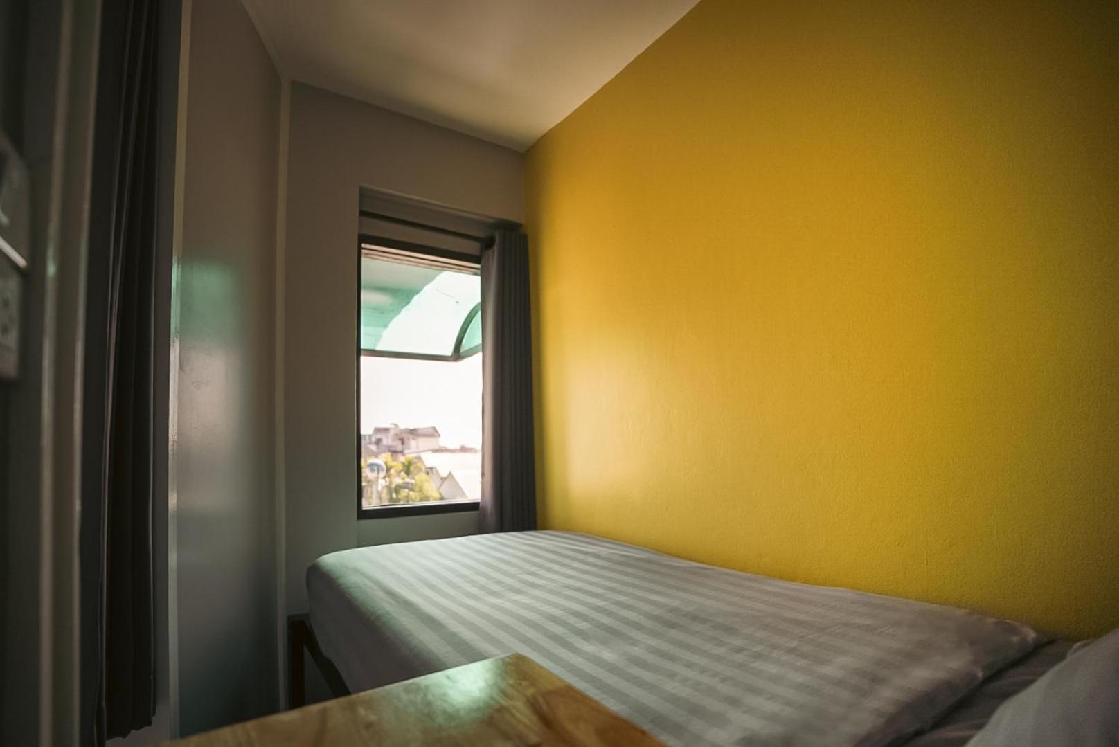 Stamps Backpackers Hostel Chiang Mai Bagian luar foto
